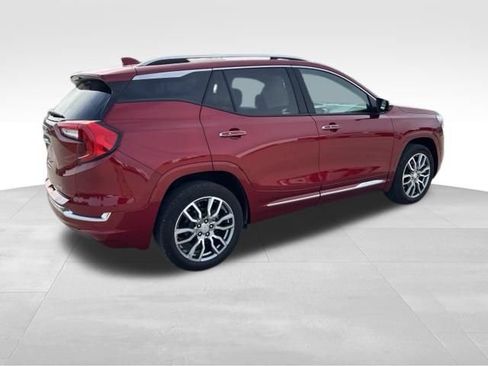 Certified 2024 GMC Terrain Denali w/ Denali Premium Package AWD/4WD image 5
