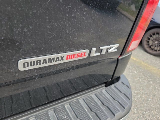 Certified 2025 Chevrolet Silverado 2500 LTZ w/ LTZ Premium Package AWD/4WD image 9