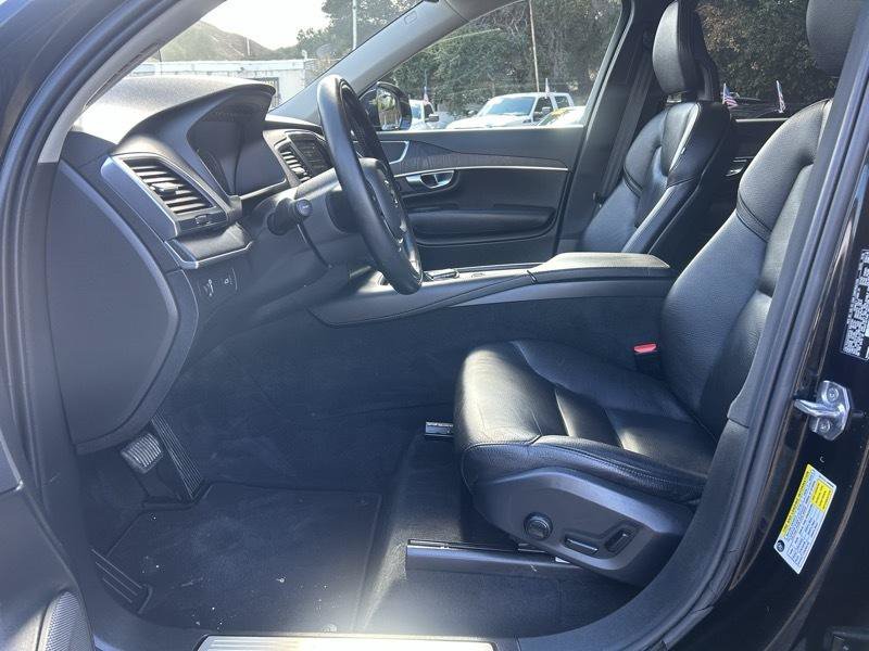 Used 2020 Volvo XC90 T6 Momentum AWD/4WD image 6