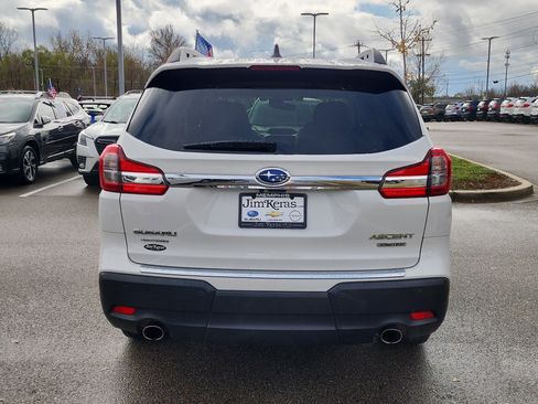 Used 2022 Subaru Ascent Limited w/ Technology Package image 4