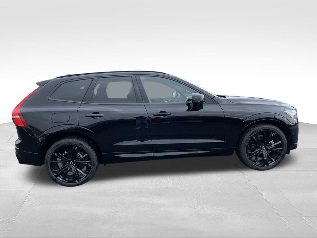 Used 2024 Volvo XC60 B5 Ultimate w/ Protection Package Premier AWD/4WD image 27