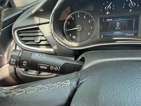Used 2020 Buick Encore Preferred FWD image 11