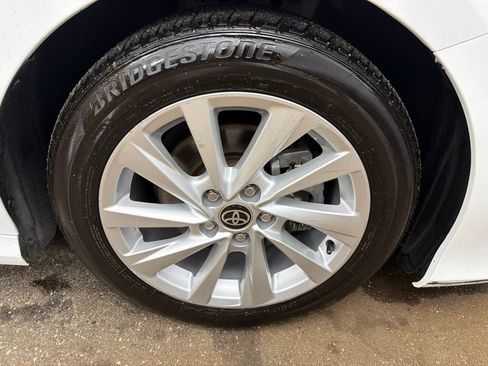 Used 2024 Toyota Camry LE w/ Convenience Package FWD image 32