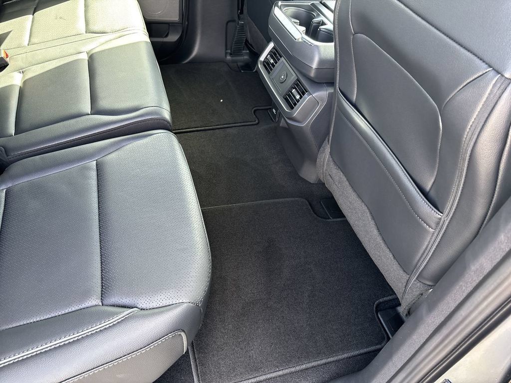 Used 2026 Ford F150 Lariat AWD/4WD image 40