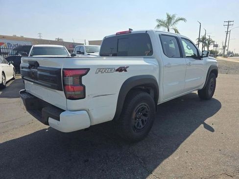 Used 2026 Nissan Frontier PRO-4X AWD/4WD image 3