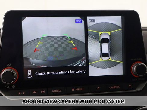 Used 2022 Nissan Sentra SR w/ SR Premium Package image 6