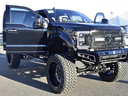 Used 2019 Ford F350 Platinum w/ Platinum Ultimate Package image 39