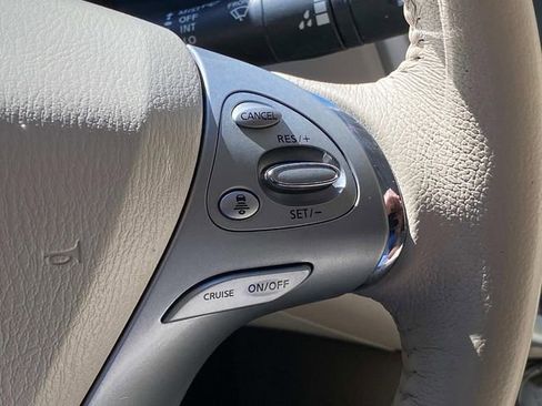 Used 2016 Nissan Murano Platinum w/ Platinum Technology Package AWD/4WD image 19