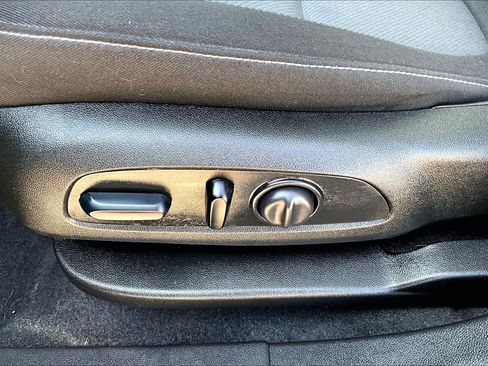 Used 2024 Chevrolet Blazer LT w/ Convenience Package image 33