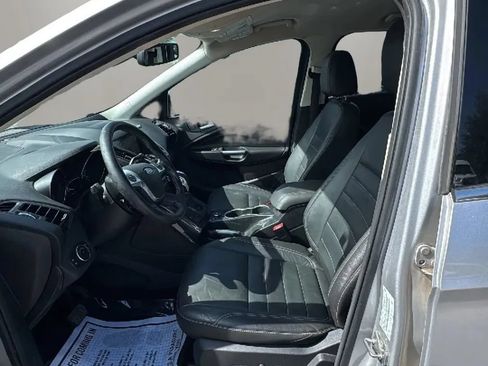 Used 2016 Ford Escape Titanium FWD image 9