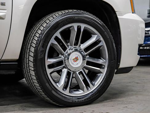 Used 2012 Cadillac Escalade Premium AWD/4WD image 71