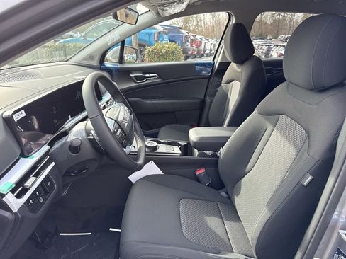 New 2026 Kia Sportage LX image 11