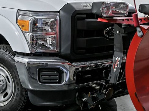 Used 2015 Ford F350 XL w/ Power Equipment Group image 4