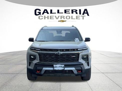 New 2026 Chevrolet Traverse Z71 w/ Driver Confidence Package image 3