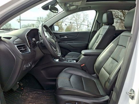 Used 2022 Chevrolet Equinox Premier image 13