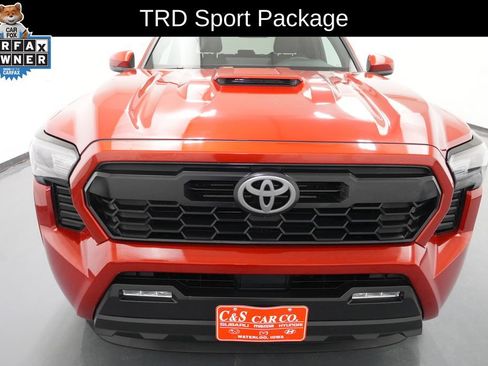 Used 2024 Toyota Tacoma TRD Sport AWD/4WD image 2