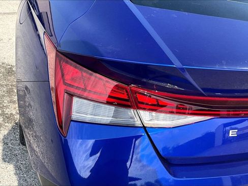 Used 2024 Hyundai Elantra SEL w/ Convenience Package image 22