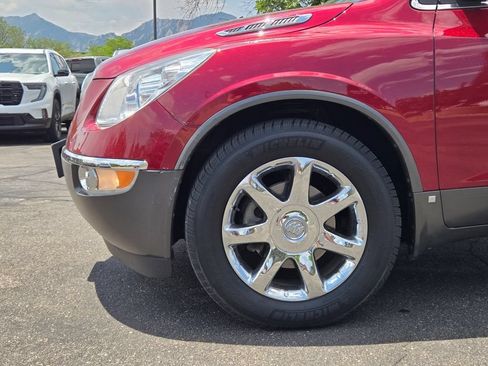 Used 2009 Buick Enclave CXL w/ Driver Confidence Package AWD/4WD image 6