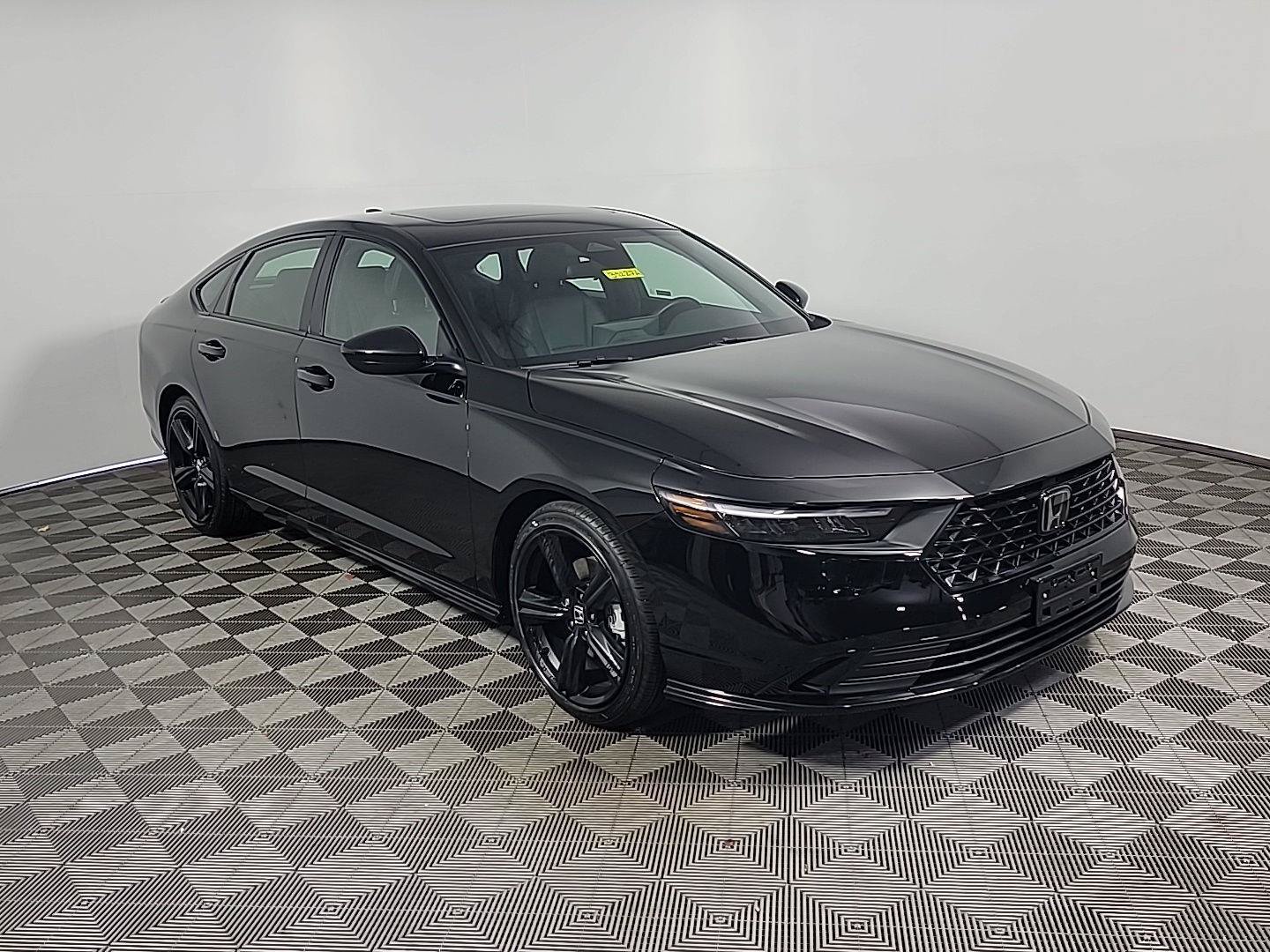 Certified 2025 Honda Accord Sport image 1