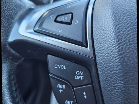 Used 2020 Ford Fusion Titanium image 17