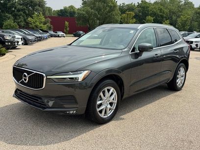 Used 2021 Volvo XC60 T5 Momentum w/ Premium Package