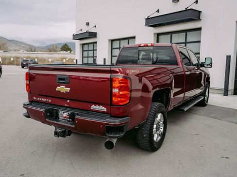 Used 2015 Chevrolet Silverado 3500 High Country image 6