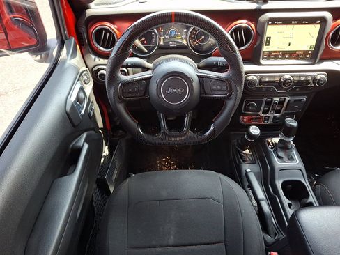 Used 2023 Jeep Wrangler Unlimited Rubicon w/ Xtreme 35 Tire Package AWD/4WD image 9