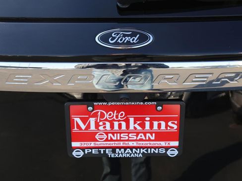 Used 2023 Ford Explorer XLT w/ Equipment Group 202A image 11