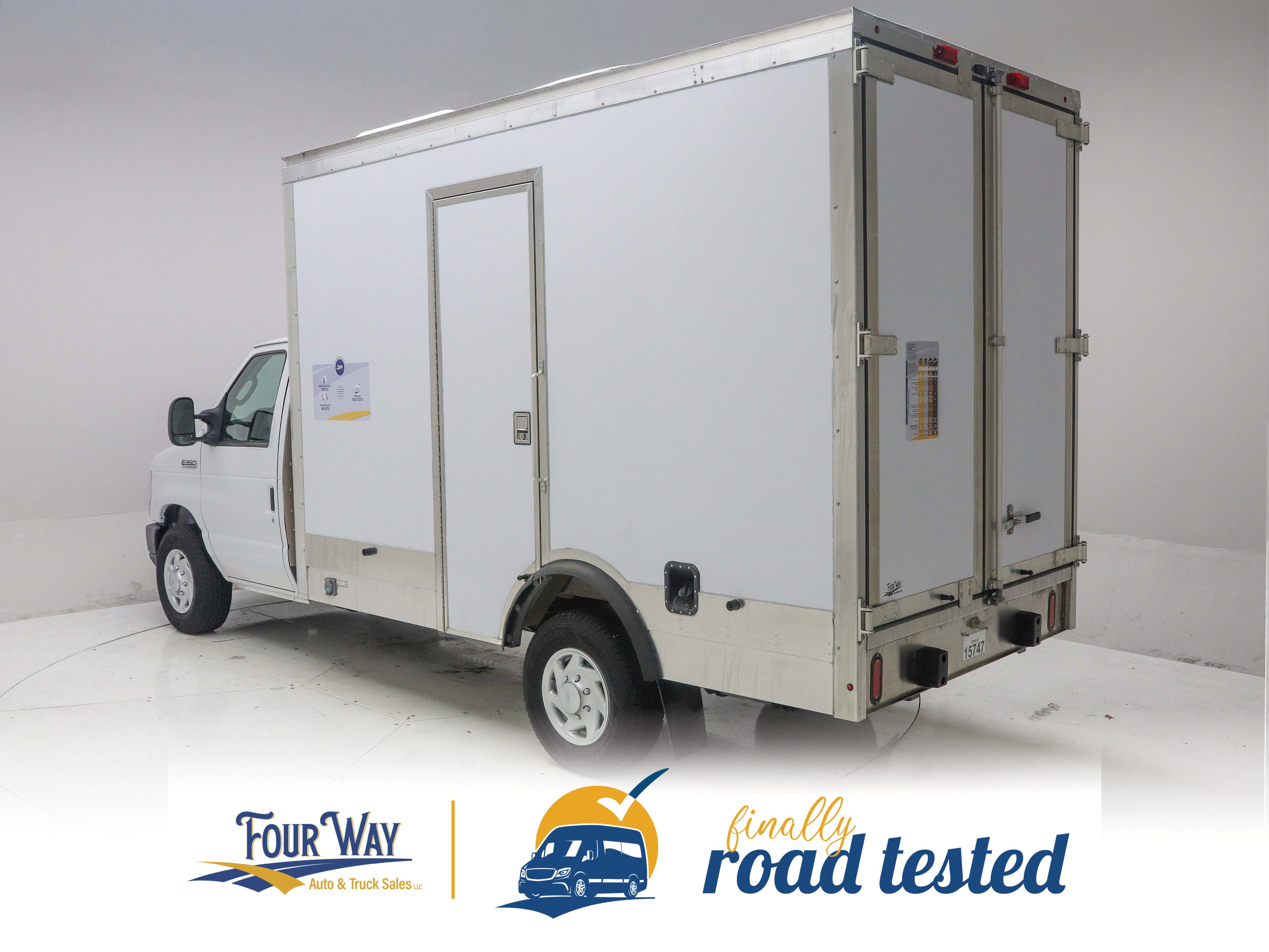 Used 2023 Ford E-350 and Econoline 350 Super Duty RWD image 5