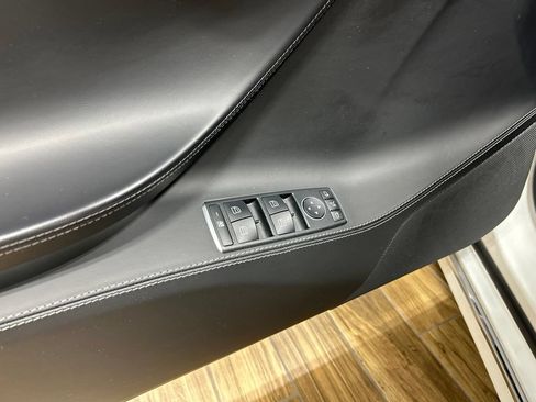 Used 2018 Tesla Model S 75D AWD/4WD image 25