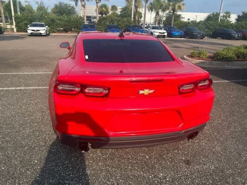Used 2022 Chevrolet Camaro LT RWD image 16