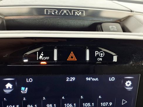 Used 2021 RAM 1500 Limited AWD/4WD image 21