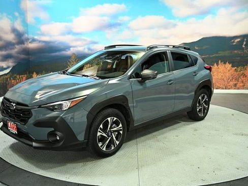 Used 2025 Subaru Crosstrek 2.0i Premium w/ Crosstrek Mirror Package image 4