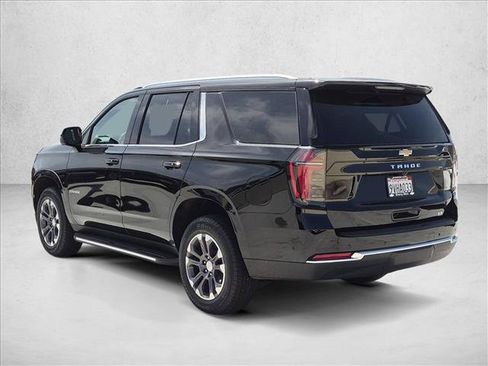 Used 2025 Chevrolet Tahoe LT RWD image 8