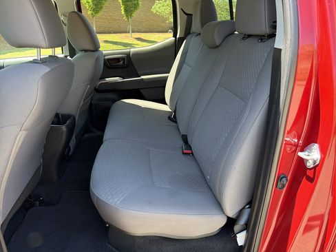 Used 2023 Toyota Tacoma SR5 w/ Technology Package image 20