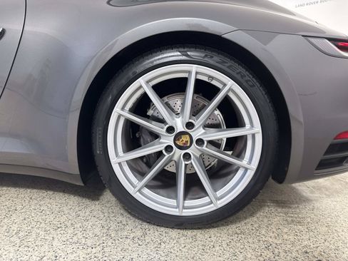 Used 2023 Porsche 911 Carrera w/ Premium Package RWD image 10