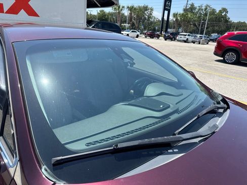 Used 2017 Lincoln MKZ Reserve w/ Luxury Package FWD image 32