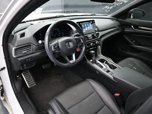 Used 2022 Honda Accord Sport image 9