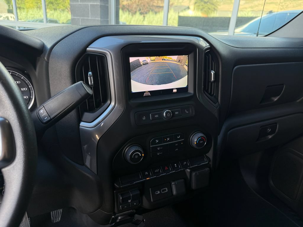 Used 2022 Chevrolet Silverado 1500 Custom w/ Safety Confidence Package AWD/4WD image 20