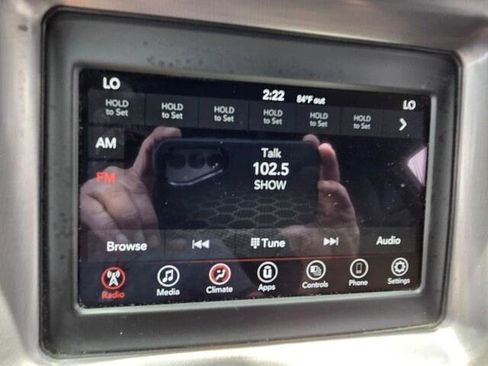 Used 2021 Dodge Challenger R/T w/ Driver Convenience Group RWD image 8
