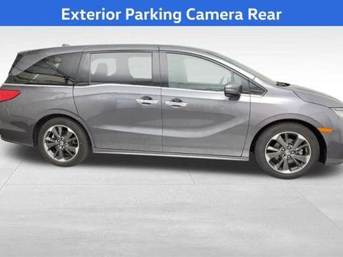 Used 2023 Honda Odyssey Elite image 11