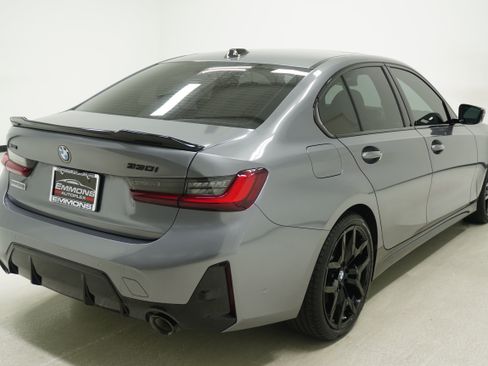Used 2025 BMW 330i xDrive Sedan w/ M Sport Package AWD/4WD image 4