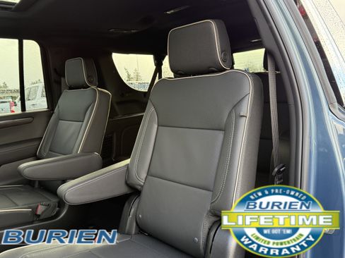 New 2026 Chevrolet Suburban Premier image 30