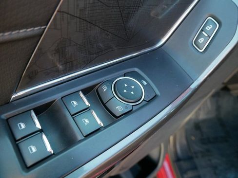 Certified 2022 Ford F150 XLT w/ Equipment Group 302A High image 10