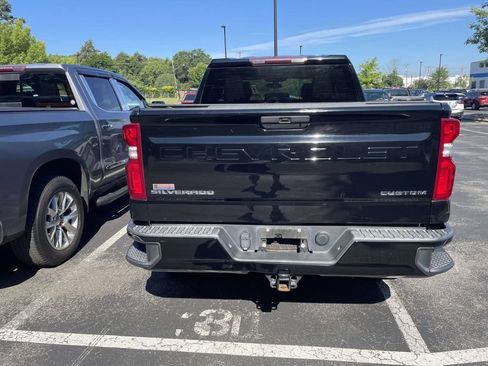 Certified 2021 Chevrolet Silverado 1500 Custom AWD/4WD image 5