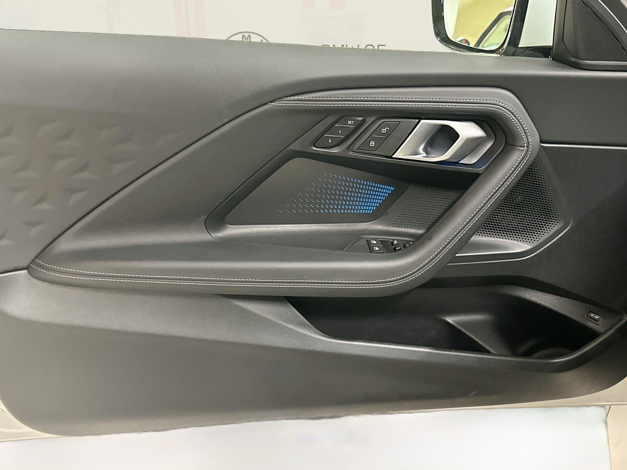Used 2025 BMW 230i Coupe w/ Premium Package RWD image 17