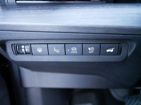 Used 2023 Nissan Ariya image 26