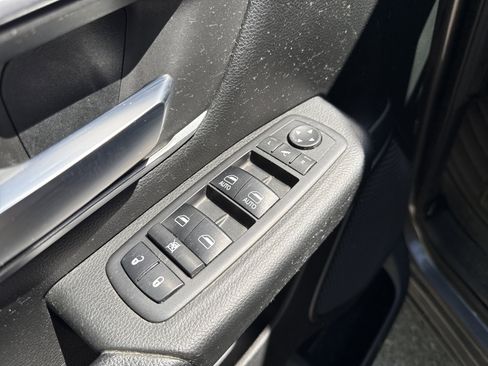 Used 2019 RAM 1500 Big Horn AWD/4WD image 17