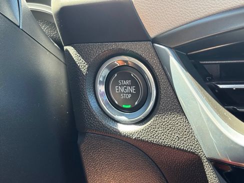 Used 2024 Buick Encore GX Avenir w/ Avenir Technology Package FWD image 32