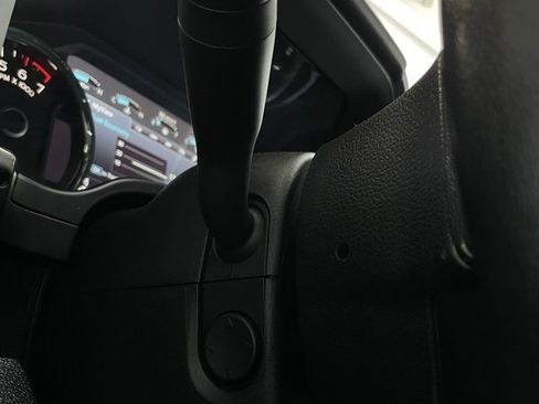 Used 2018 Ford F150 Lariat w/ Equipment Group 502A Luxury image 31